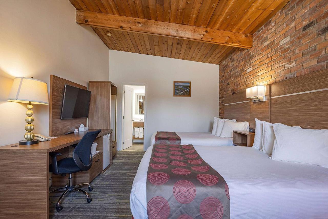Ramada By Wyndham 1000 Islands Gananoque Hotel Luaran gambar