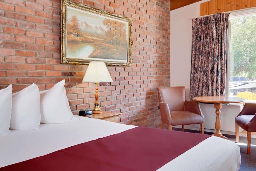 Ramada By Wyndham 1000 Islands Gananoque Hotel Luaran gambar